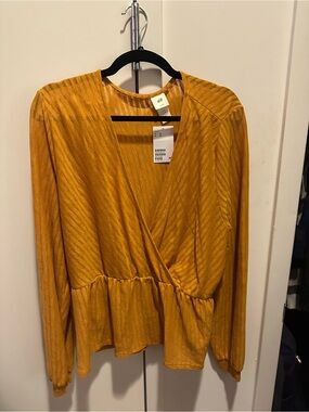 🆕 H&M Mustard Wrap Peplum Long Sleeve Blouse